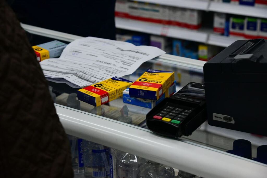 Usuários IPE Saúde passam a ter até 40% de desconto em medicamentos a partir de segunda-feira em rede de farmácias