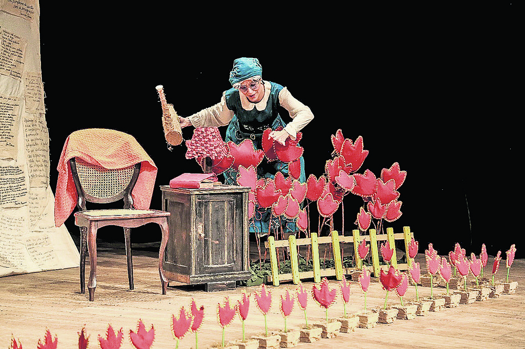 Poesia para encantar os pequenos no Theatro Treze de Maio