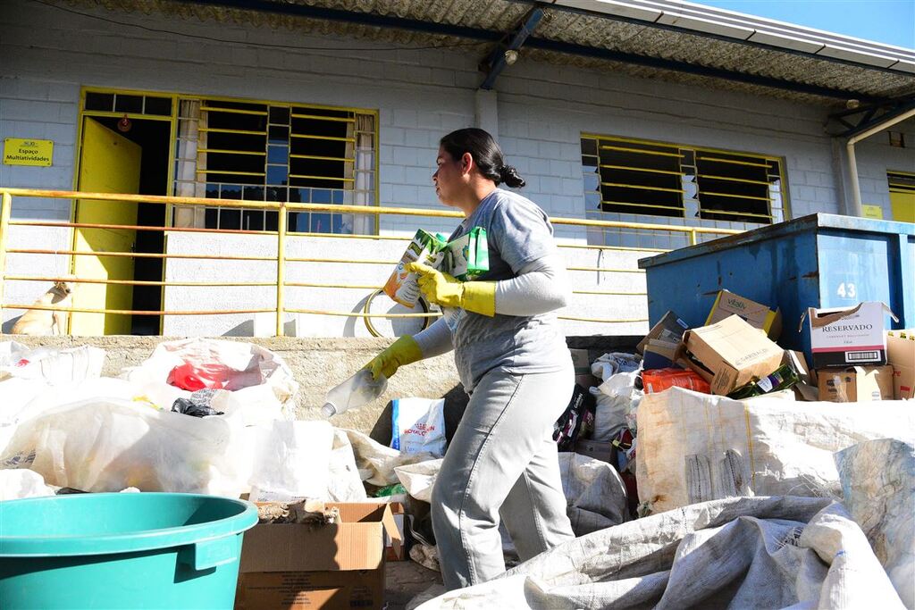 MPT destina R$ 100 mil para associação de reciclagem comprar máquina de filtrar óleo de cozinha em Santa Maria