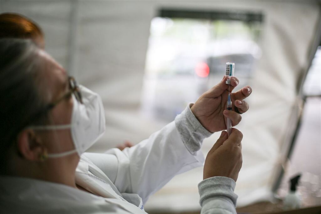 5 milhões de pessoas estão com a vacina contra Covid-19 em atraso no Rio Grande do Sul