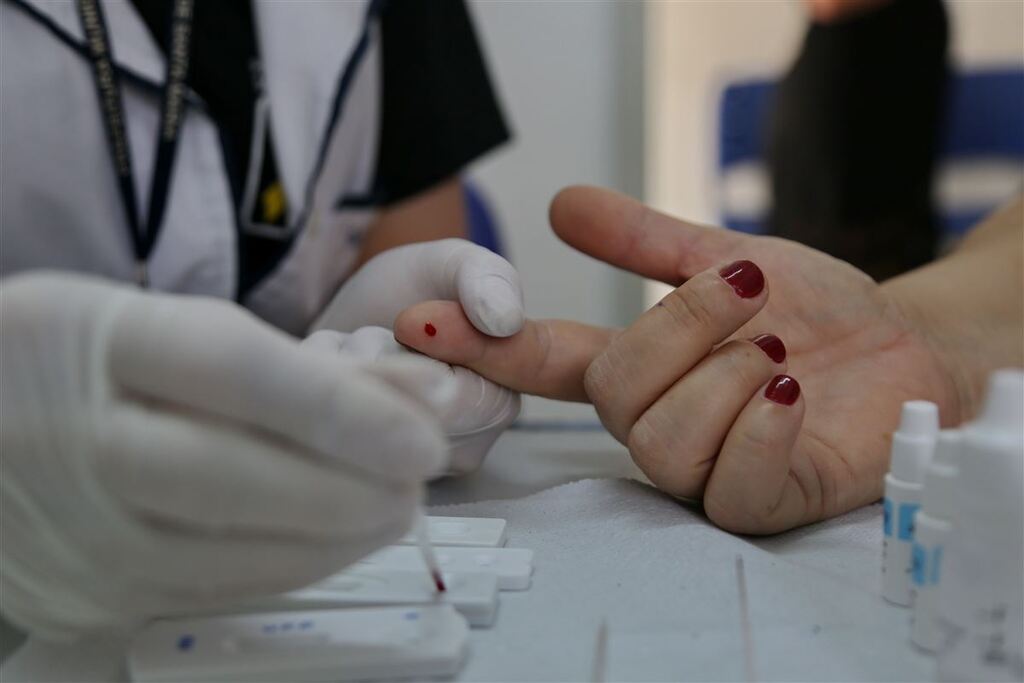 Julho Amarelo: prefeitura realiza ações de conscientização sobre hepatites virais