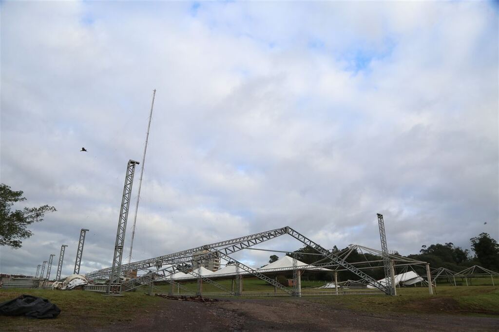 Infraestrutura da 28ª edição da Feicoop começa a ser montada