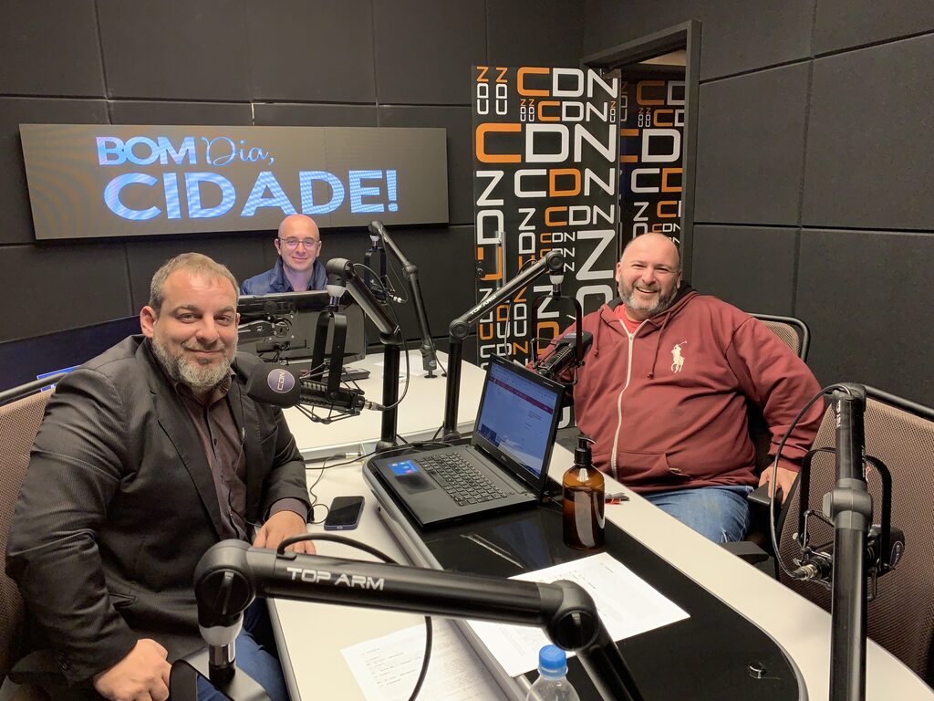 Em comemoração aos 20 anos do Diário, Rádio CDN recebe visita de mais um ouvinte