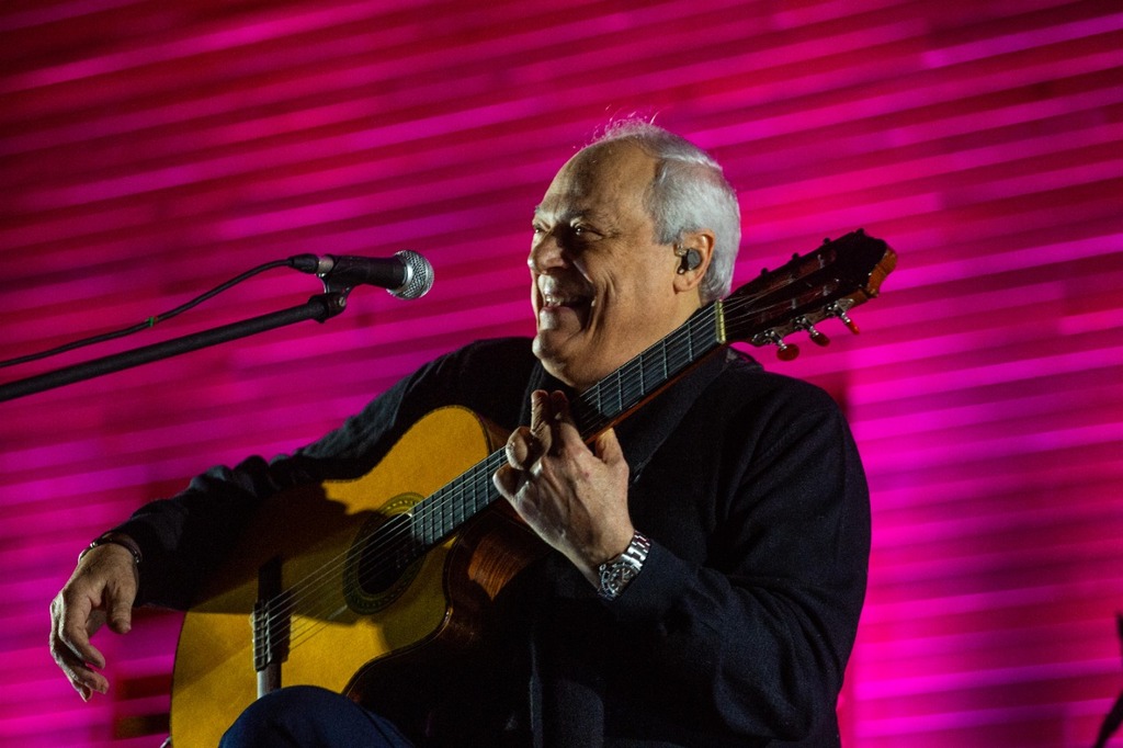 Toquinho se apresenta com músicas para todas as gerações no Recanto Maestro