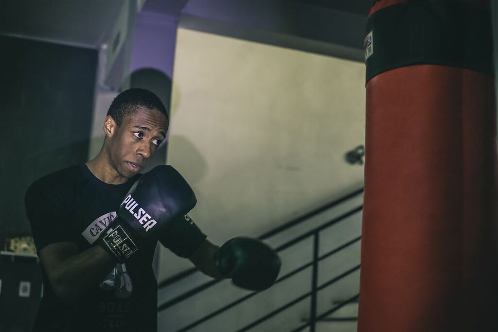 Boxeador de Santa Maria embarca para Campeonato Brasileiro