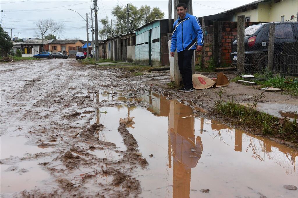 Moradores do Loteamento Brenner, em Santa Maria, se sentem abandonados: “No mapa, o loteamento aparece como terreno baldio”, diz morador