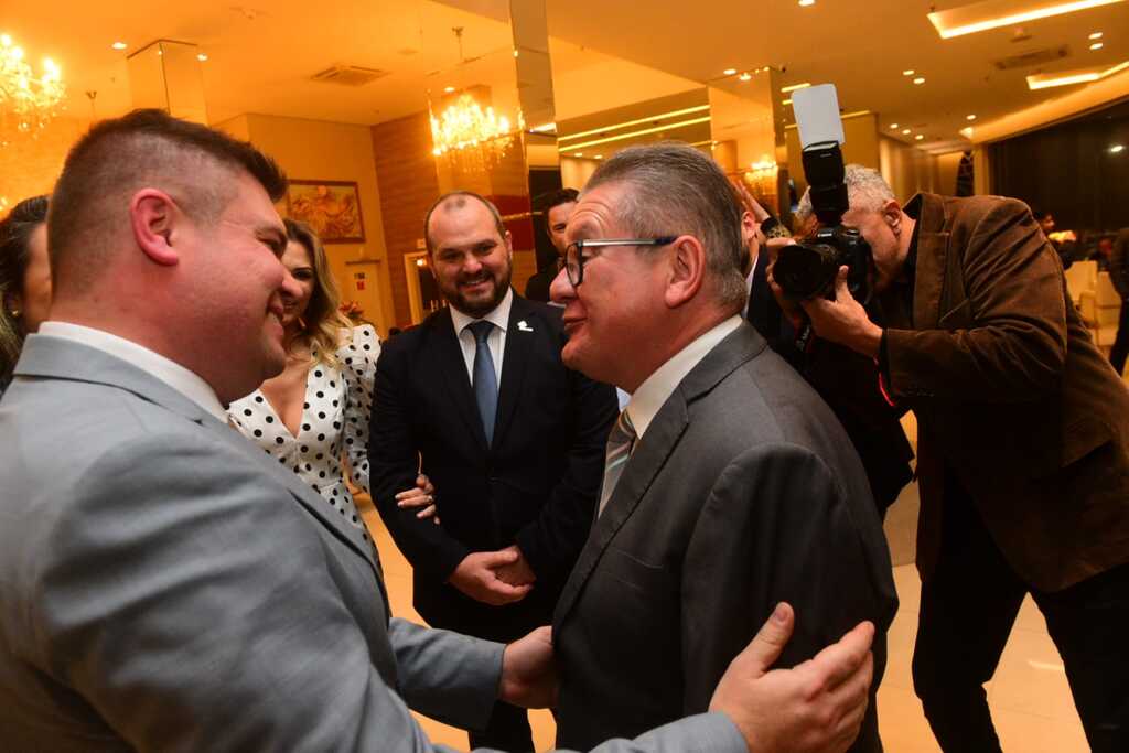 Paulo Salerno assume a presidência da Famurs durante 40º Congresso de Municípios do Rio Grande do Sul
