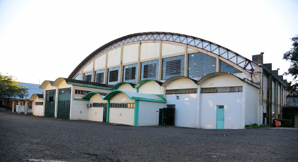 Vítima da Kiss é homenageada em nome de ginásio de Santa Maria