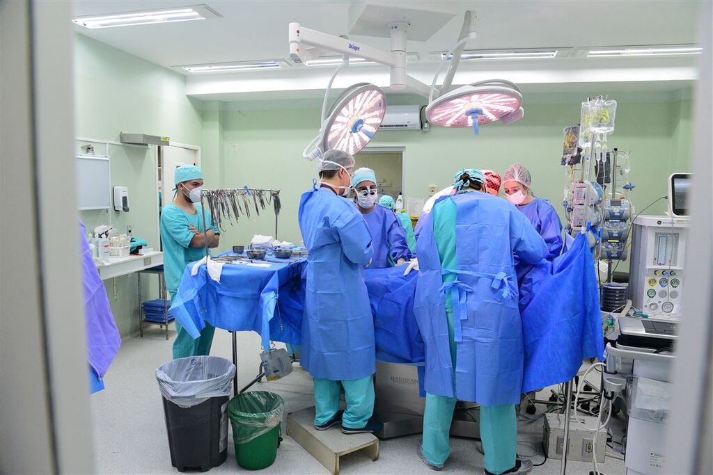 Hospital Universitário de Santa Maria adota mais um turno para realização de cirurgias cardíacas