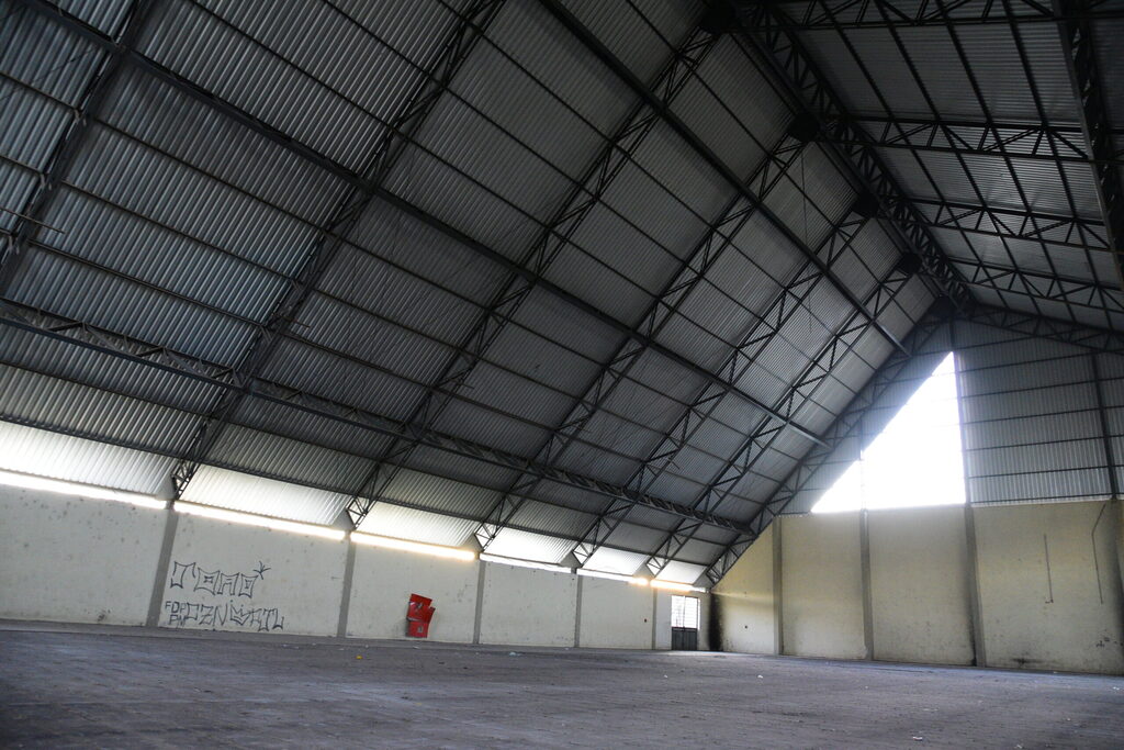 Jaqueline Silveira: A desoladora situação do ginásio Guarani-Atlântico para a Zona Norte