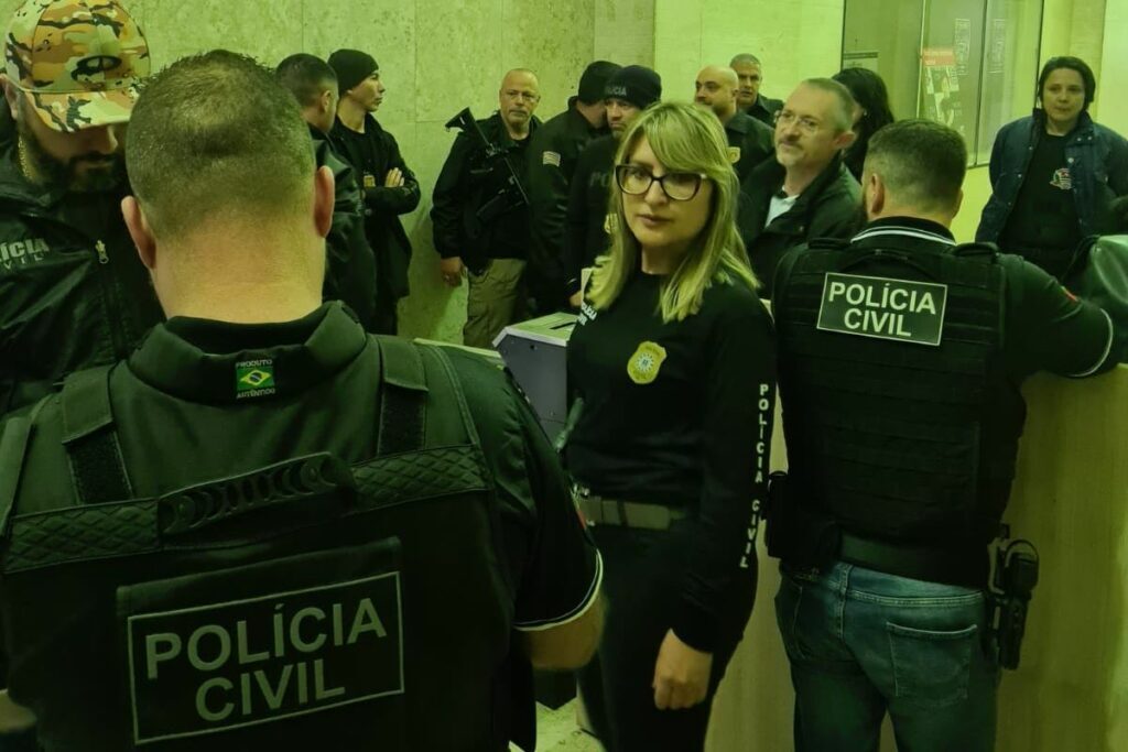 Operação da Polícia Civil de Santa Maria prende estelionatários em São Paulo