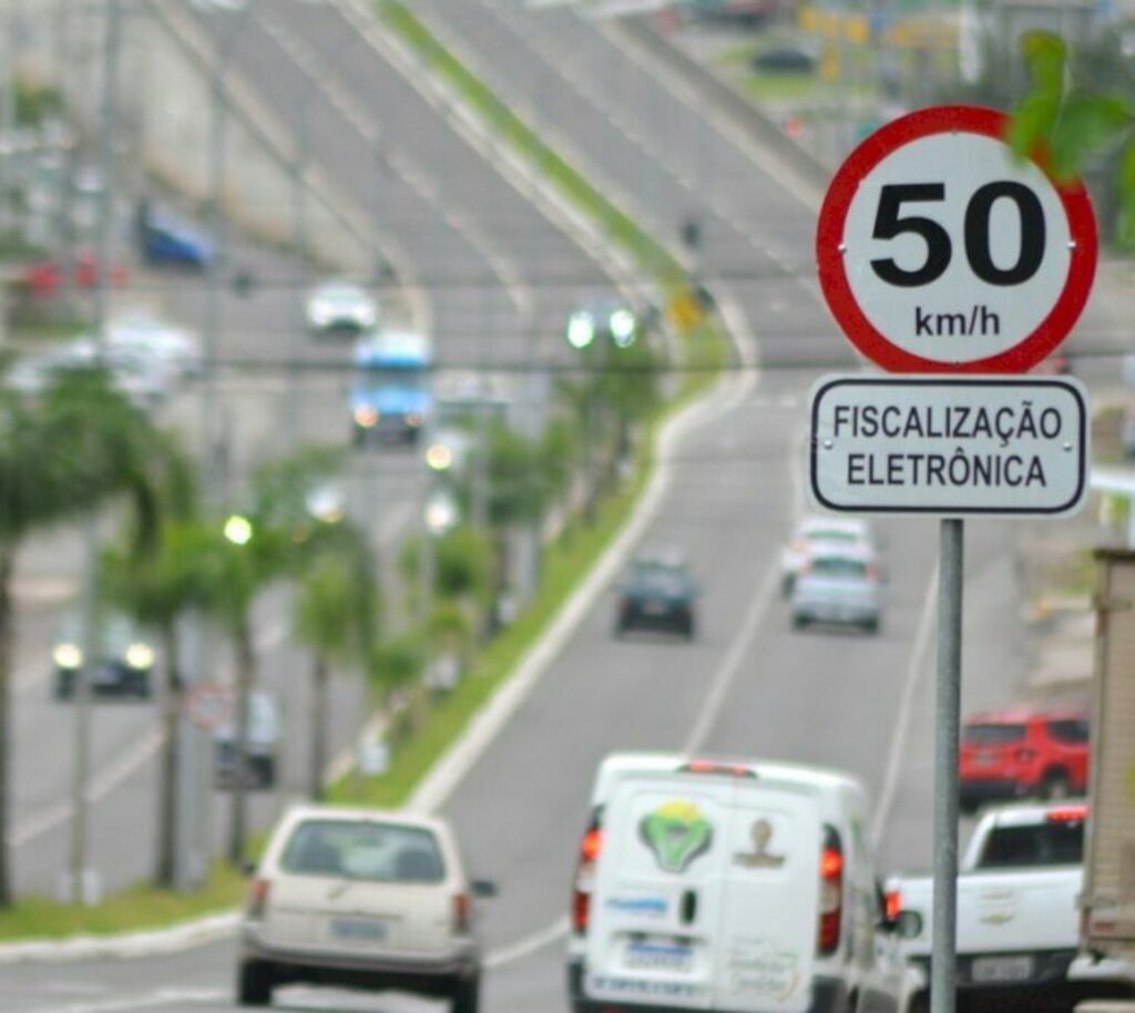 Infrações de trânsito em Santa Maria apresentam o menor percentual de redução em 10 meses