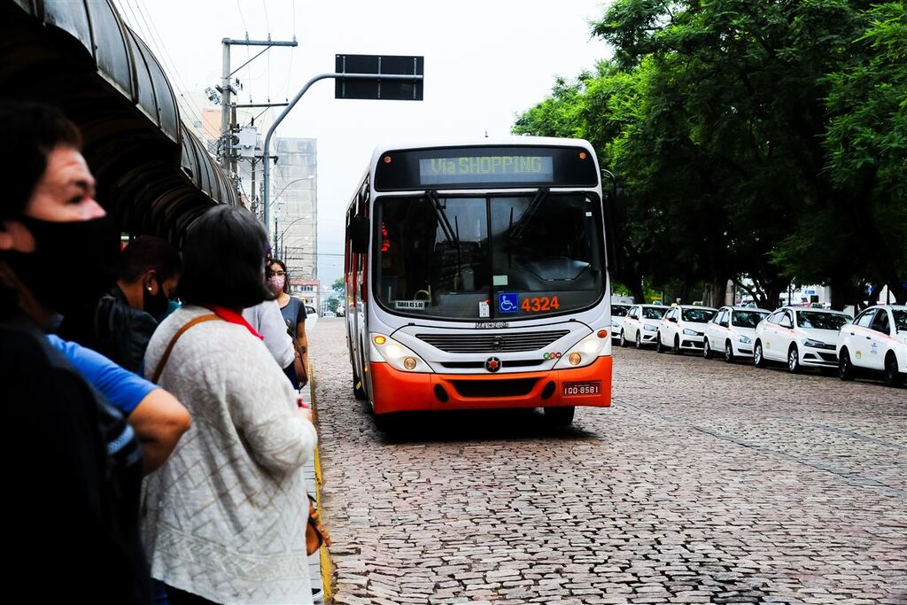 Passagem de ônibus deve ter novo valor em Santa Maria