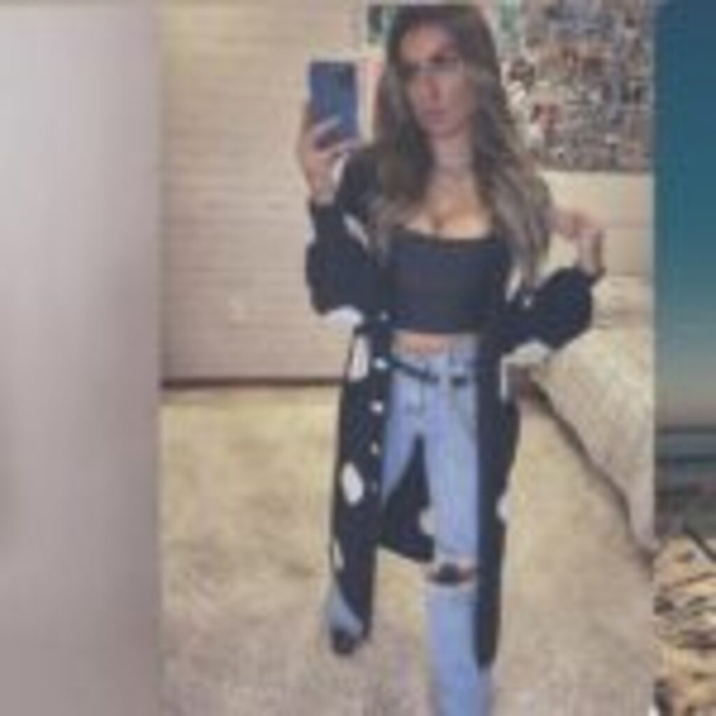 título imagem Tendência: Camila Cunha comenta os looks do MET Gala e Vogue