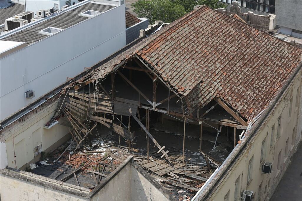 Nova diretoria eleita do Caixeiral entra com contestação para tentar reassumir a gestão do clube