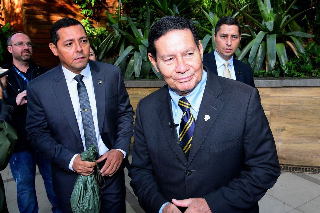 “Não é uma questão de garantia” afirma vice-presidente Mourão, após ouvir demandas de empresários e prefeitos da região
