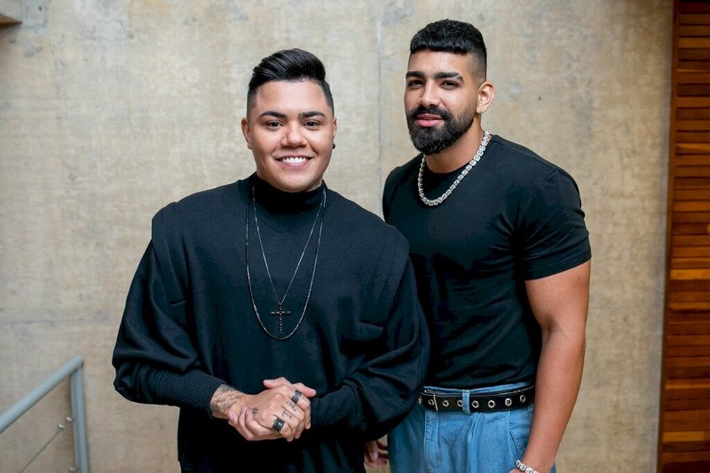 Dilsinho e Felipe Araújo falam com o Diário sobre show nesta sexta