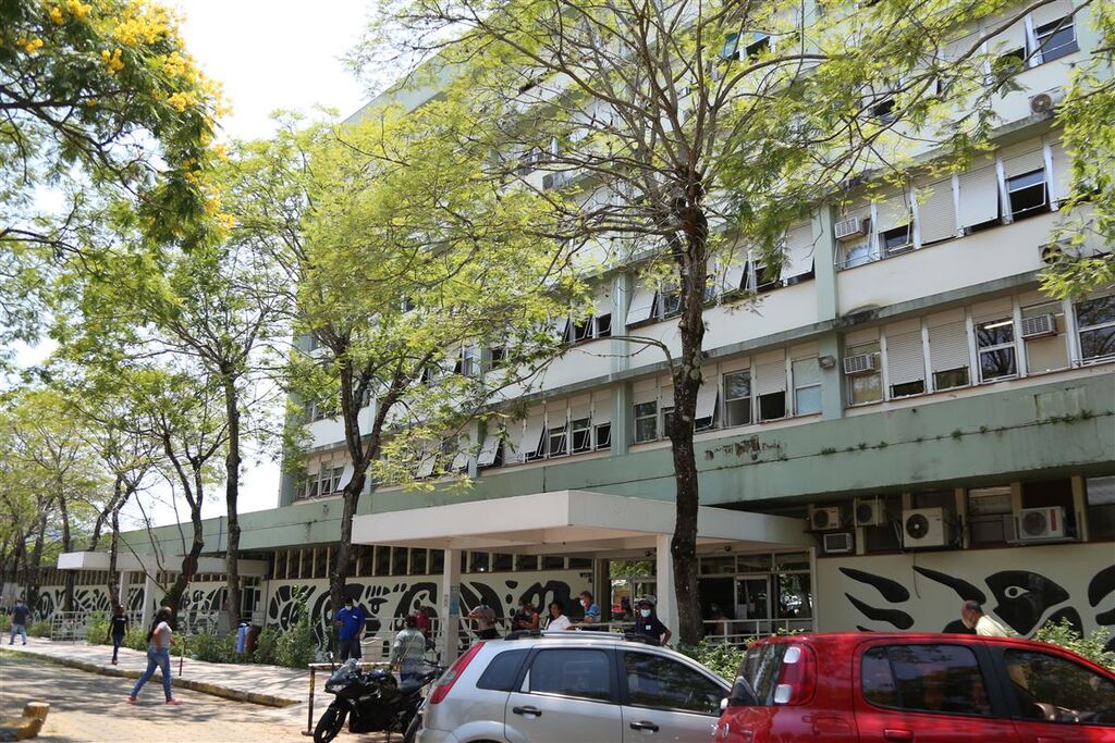 Associação Amigos do Hospital Universitário de Santa Maria busca doações de roupas para bebês