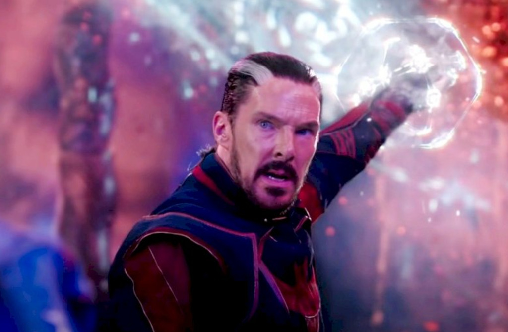 Sessões de pré-estreia de novo filme do herói Doutor Estranho estão quase esgotadas na cidade