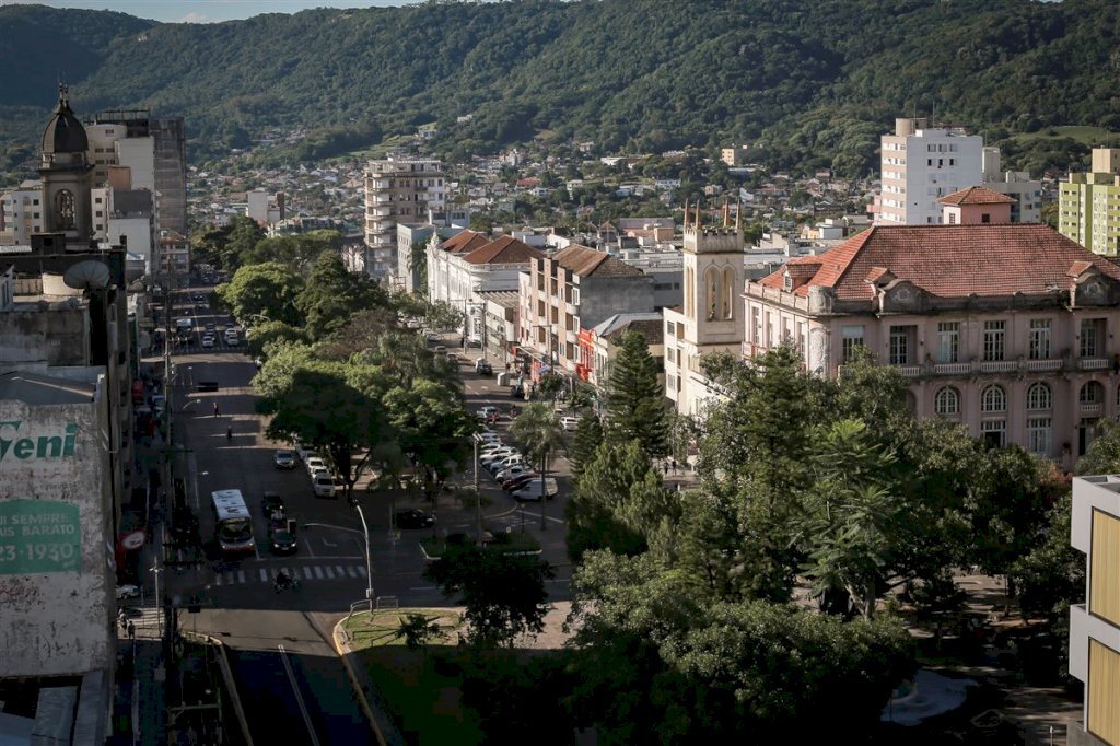Distrito Criativo é lançado oficialmente e parceiros são apresentados durante evento no Theatro Treze de Maio
