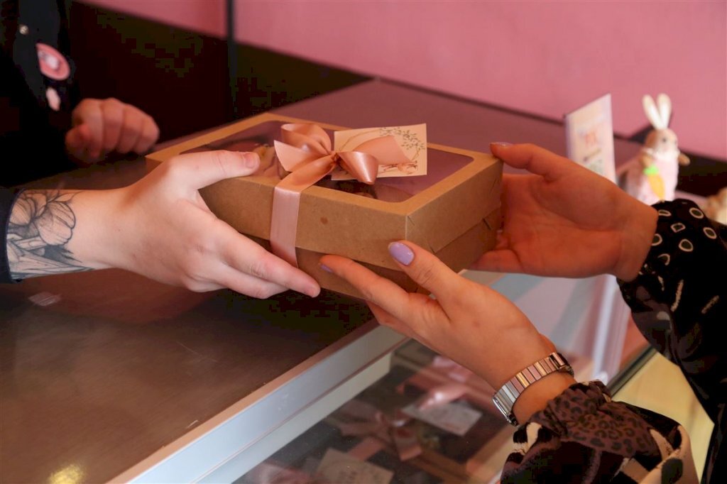 VÍDEO: Produções artesanais de Páscoa crescem mesmo em meio ao aumento dos insumos