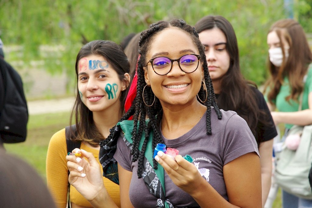 DCE promove programação cultural na Semana na Calourada