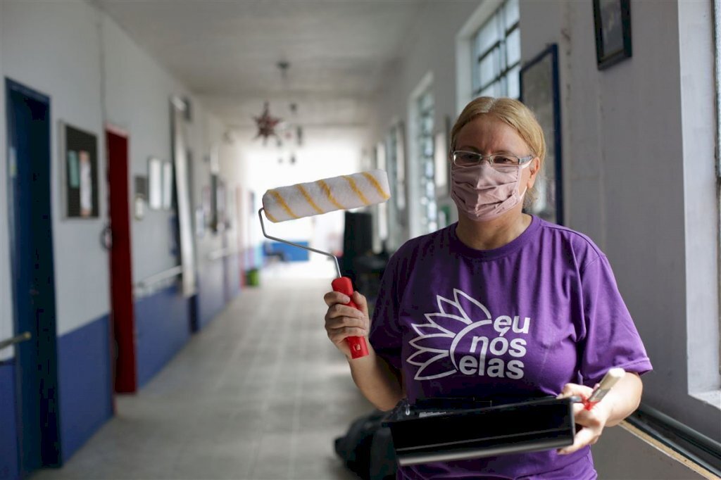 Empresa de mão de obra feminina capacita mulheres para construção civil em Santa Maria