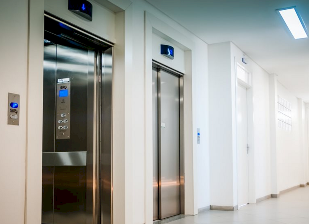 SR Elevadores oferece soluções completas em transporte vertical