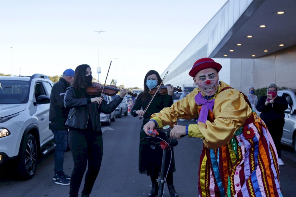 Vacinação no Clube Dores terá ação do VacinArte neste sábado