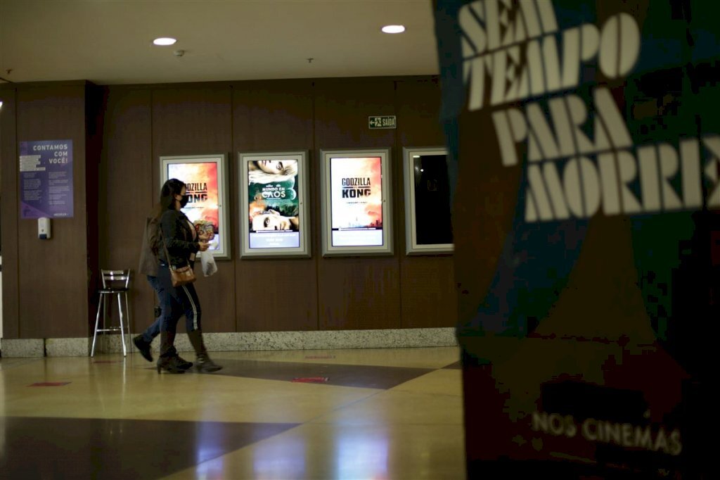 Com público acima do esperado, cinema reabre em Santa Maria