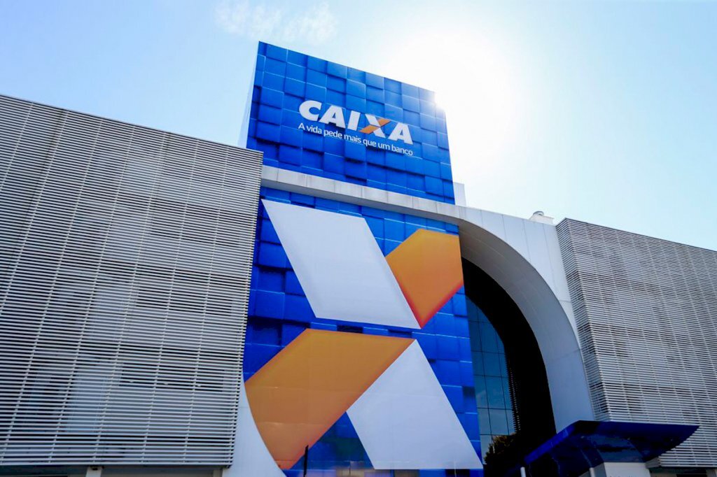 Trabalhadores nascidos em agosto podem sacar auxílio emergencial