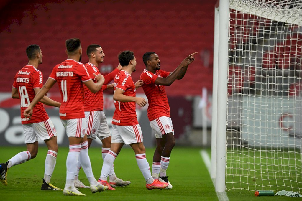 Inter goleia o Juventude por 4 a 1 e está na final