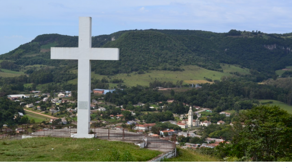 Ivorá chega aos 33 anos de olho no turismo