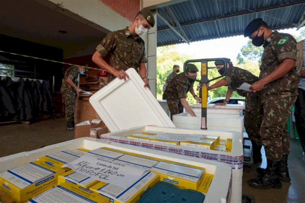 Com estoques críticos, governo do Estado pede ajuda com kit intubação