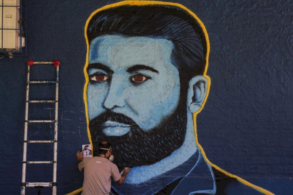 FOTOS: Parque Itaimbé ganha novos painéis feitos por artistas locais