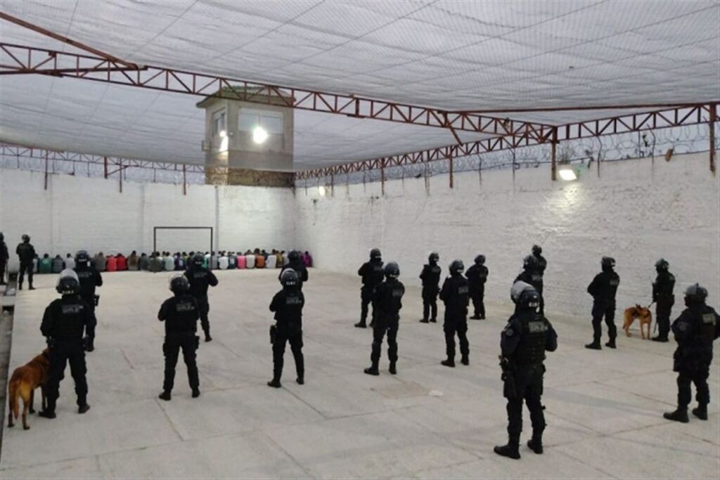 Presídio Estadual de Caçapava do Sul passa por revista geral