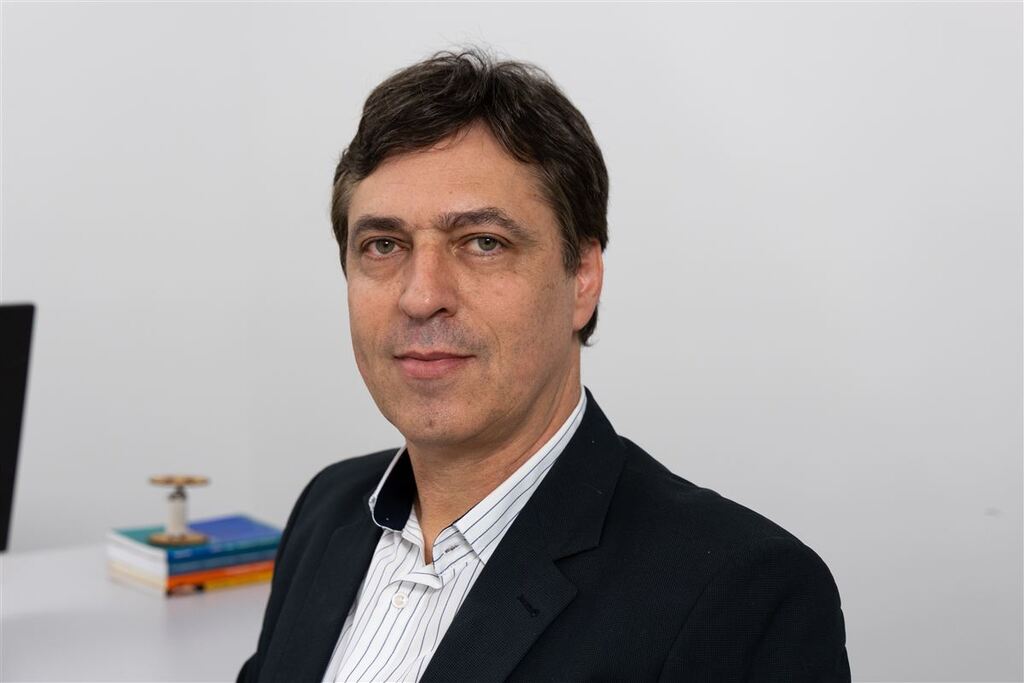 Foto: Pedro Amaral (TV Campus, UFSM) - Érico Flores é o único palestrante latino-americano na 42ª edição do Colloquium Spetroscopicum Internationale (CSI) que vai ser realizado em Tokushima, no Japão