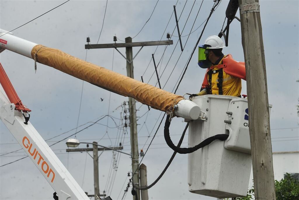 Saiba quais locais terão corte de energia nesta quinta-feira em Santa Maria