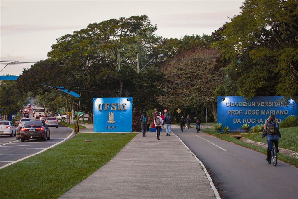 título imagem UFSM está com inscrições abertas para ingresso e reingresso em cursos presenciais de graduação