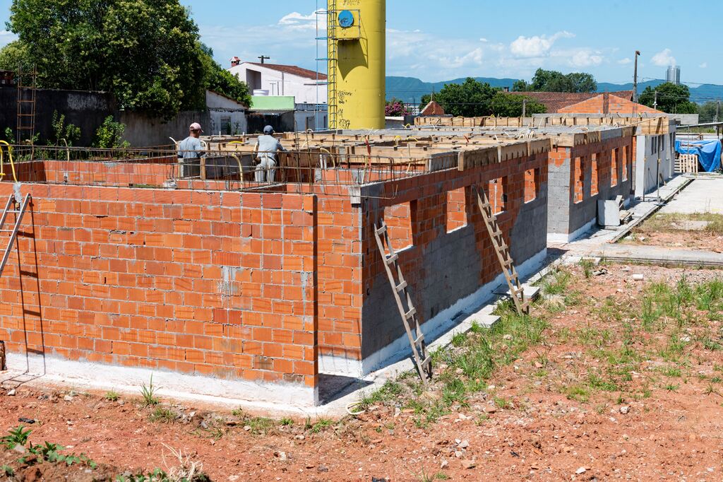 título imagem 2,5 milhões de crianças sem creche no Brasil: um prejuízo incalculável
