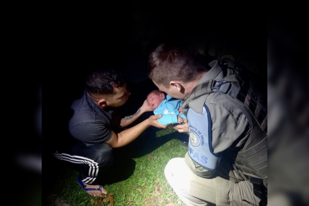 Você sabe como é feita a manobra de Heimlich? 