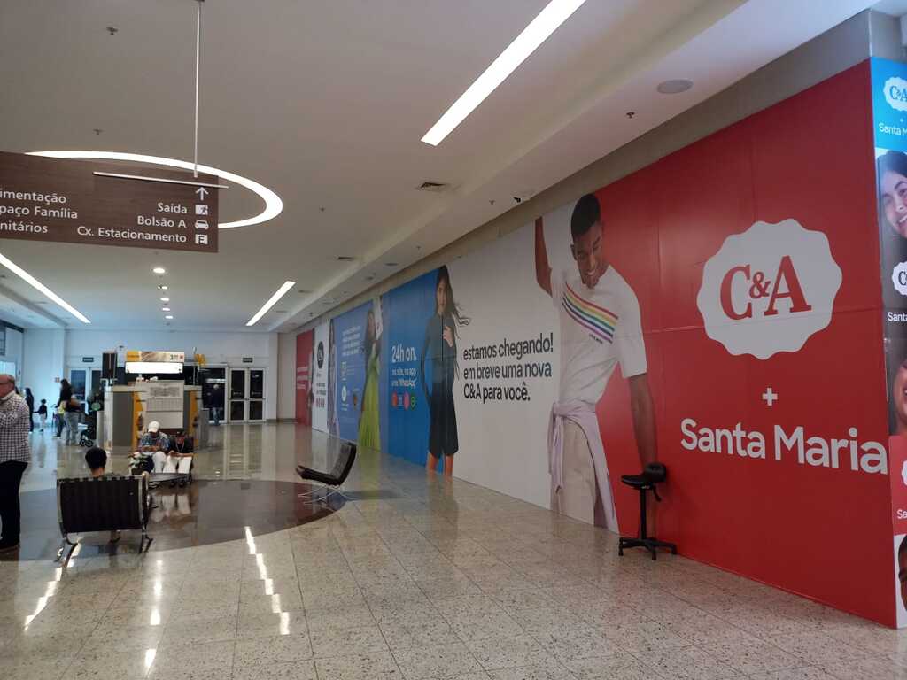 título imagem C&A ainda tem vagas de empregos abertas para loja em Santa Maria