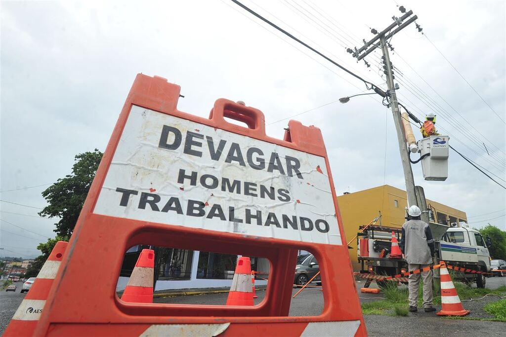 Confira os desligamentos de energia desta sexta-feira