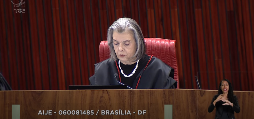 TSE forma maioria para tornar Bolsonaro inelegível