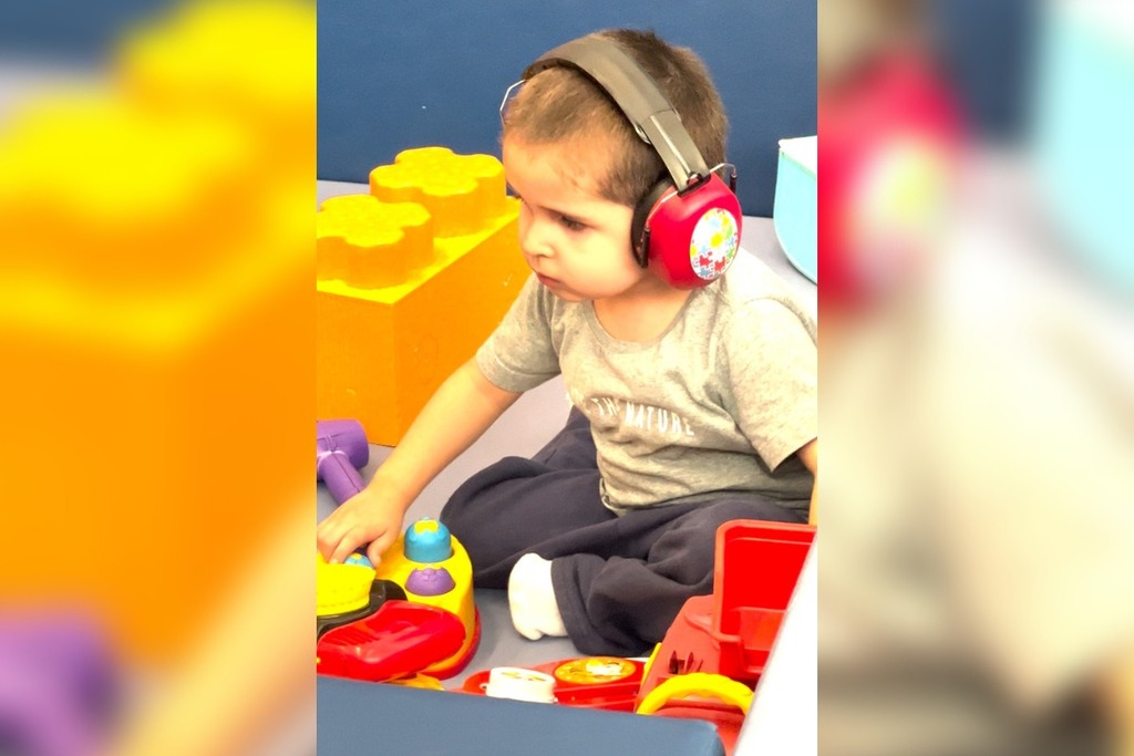 Shopping de Santa Maria passa a oferecer abafadores para autistas