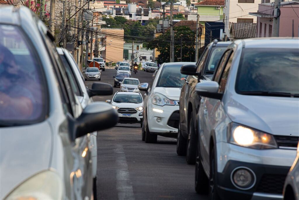 título imagem IPVA atrasado? Quem não pagar até o dia 14 de julho será inscrito na dívida ativa e pode sofrer sanções