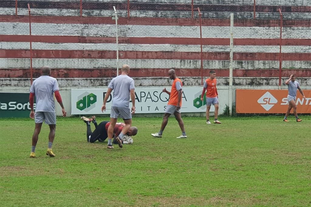 título imagem Inter-SM precisa vencer o Pelotas para ainda sonhar com classificação