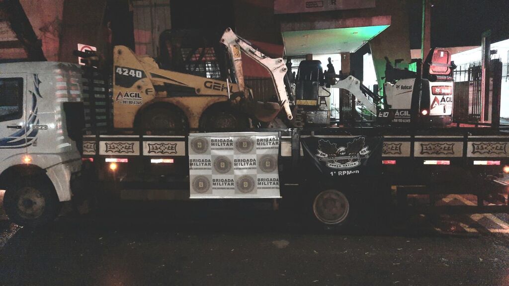 título imagem Brigada Militar de Santa Maria apreende caminhão furtado em Lajeado