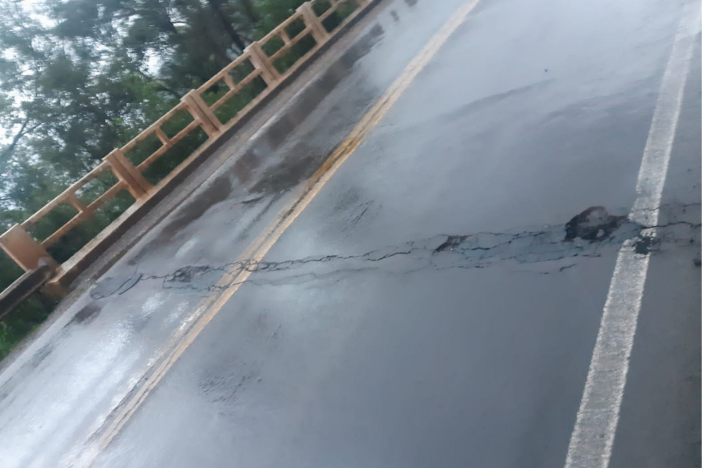 título imagem Desnível na cabeceira da ponte da 'Garganta do Diabo' está em avaliação; Dnit afirma que a situação não traz riscos