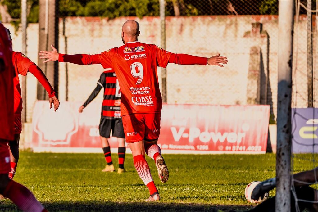 título imagem Inter-SM encerra a participação na Divisão de Acesso com vitória